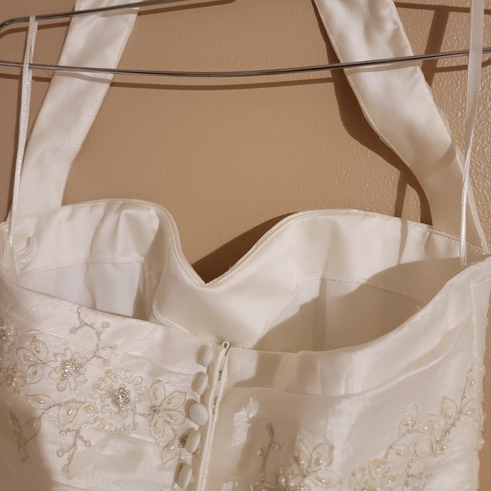 Wedding Dress Ivory La Sposa Size 4 - Picture 3 of 11
